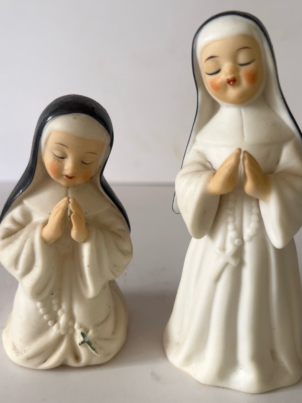 Vintage sweet nuns White and Black Praying Figurines pair precious collectibles